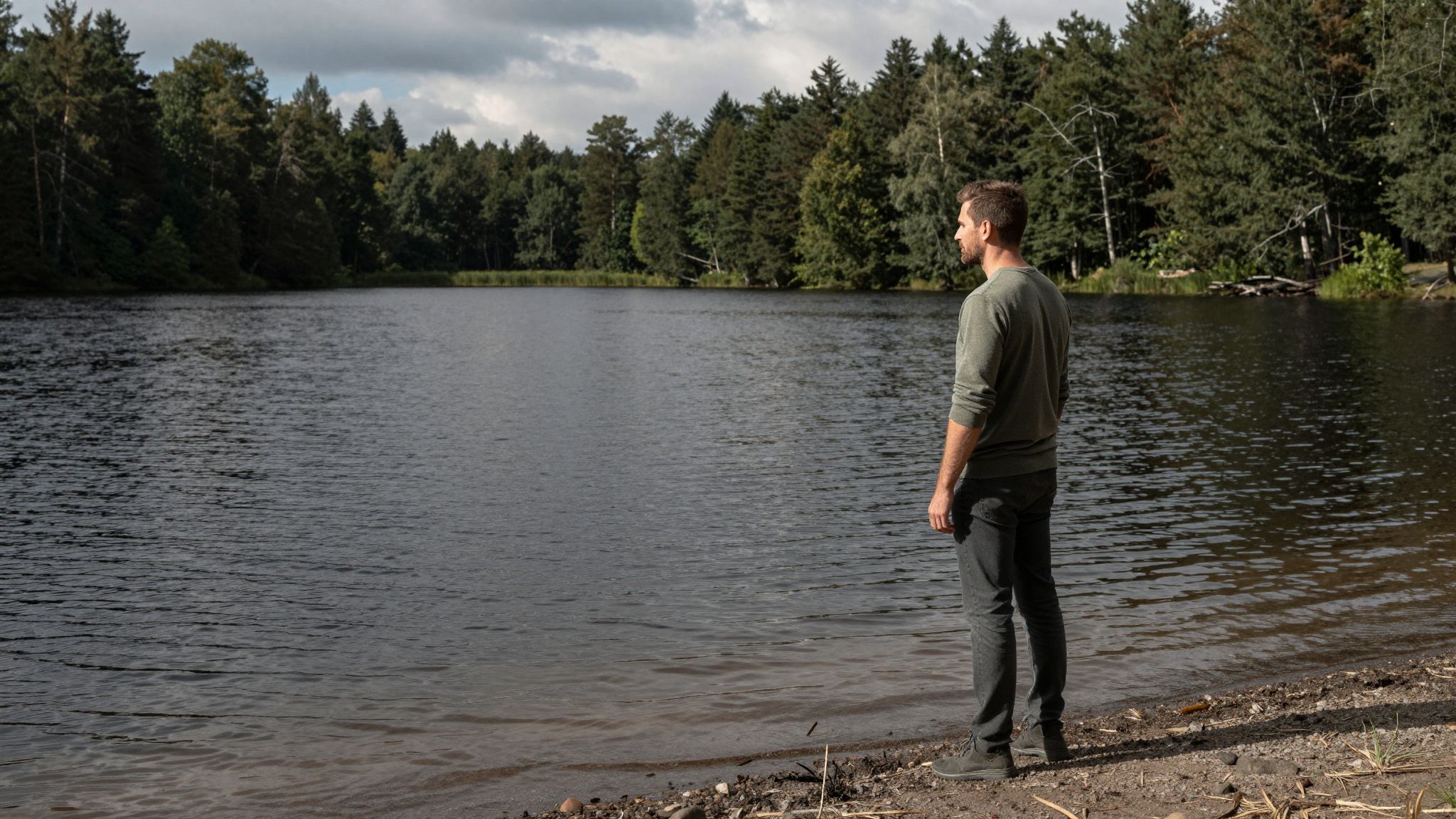 A kátrányos víz álomban a lélek mély, sötét titkait tárja fel, figyelmeztetve a belső küzdelmekre.